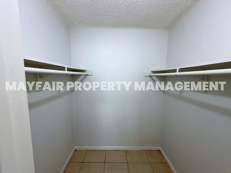 4160 NW 21st St E #220 — Photo 4