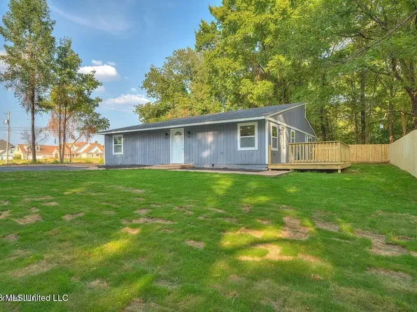 2835 Plum Point Rd, Southaven, MS 38672