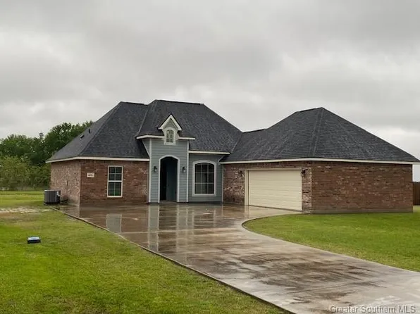 431 6th St, Iowa, LA 70647