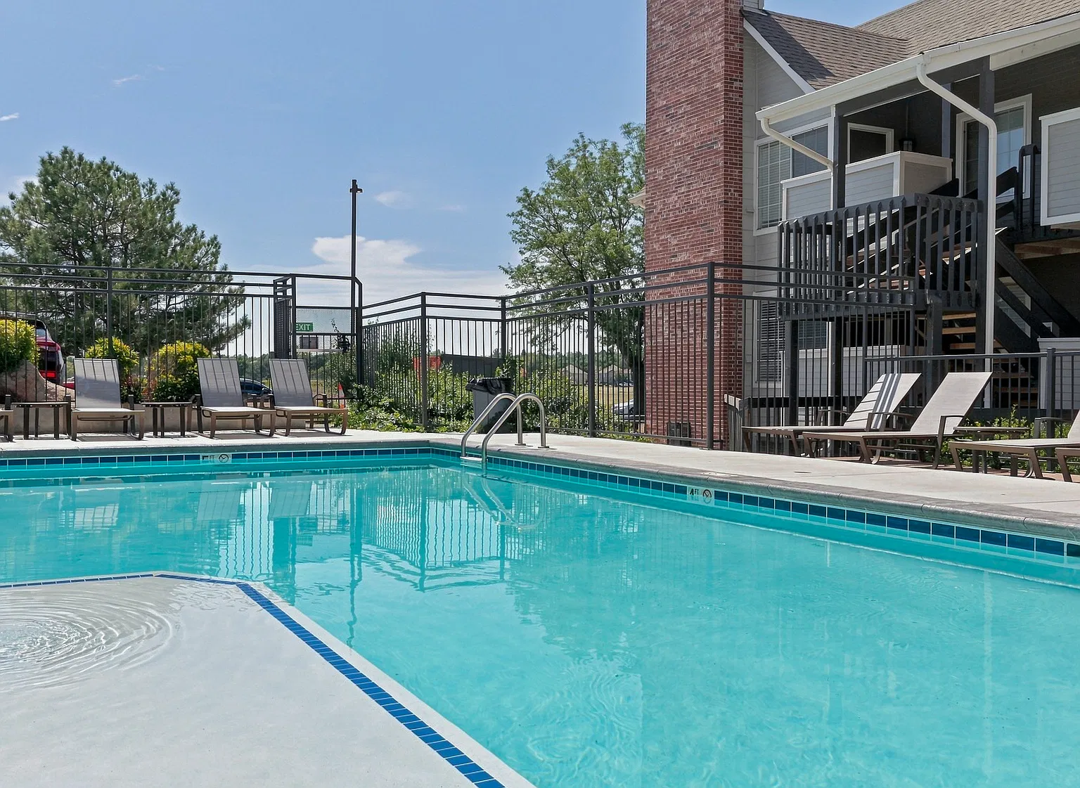 Skyview Apartment Homes — Photo 3