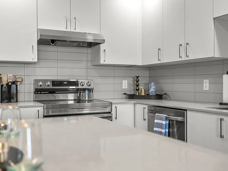 1055 Frost Rd — Photo 73