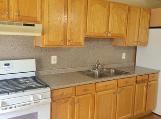 261 Lindsey St #2N, Fall River, MA 02720
