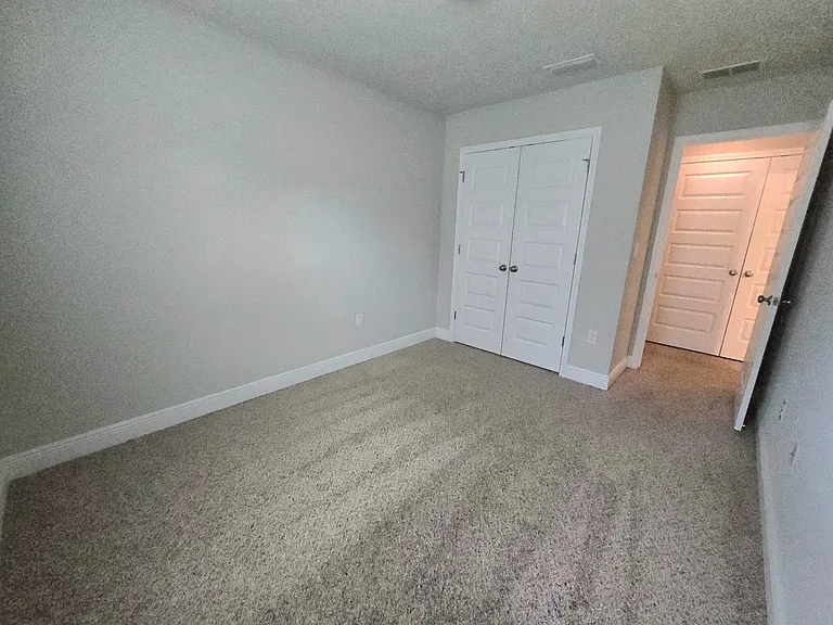 6012 Royal Port Ct — Photo 12