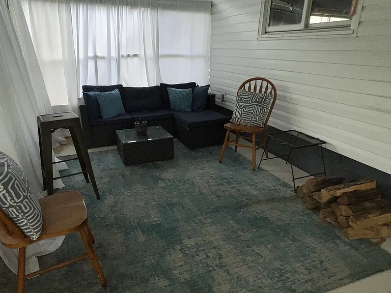 Monroe St — Photo 26