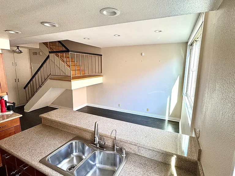 4664 Willis Ave #4 — Photo 24