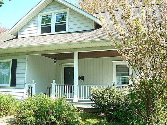 2nd image of 3711 Lochiel Ave