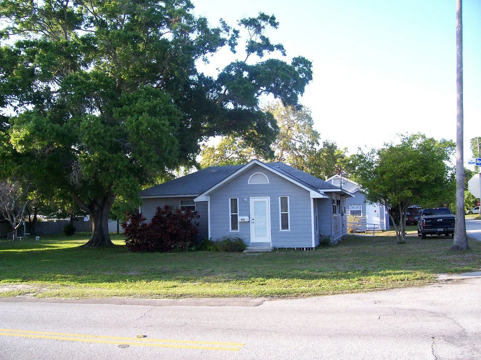 2 bed, 1200 sqft, $1,995 — Photo 1