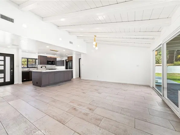17600 Stare St, Northridge, CA 91325