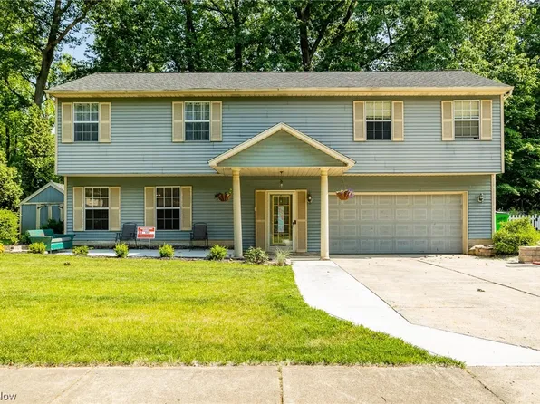 5152 Dorset Dr, Brooklyn Hts, OH 44131