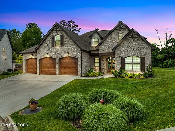 2nd image of 9101 Heritage Ridge Ln