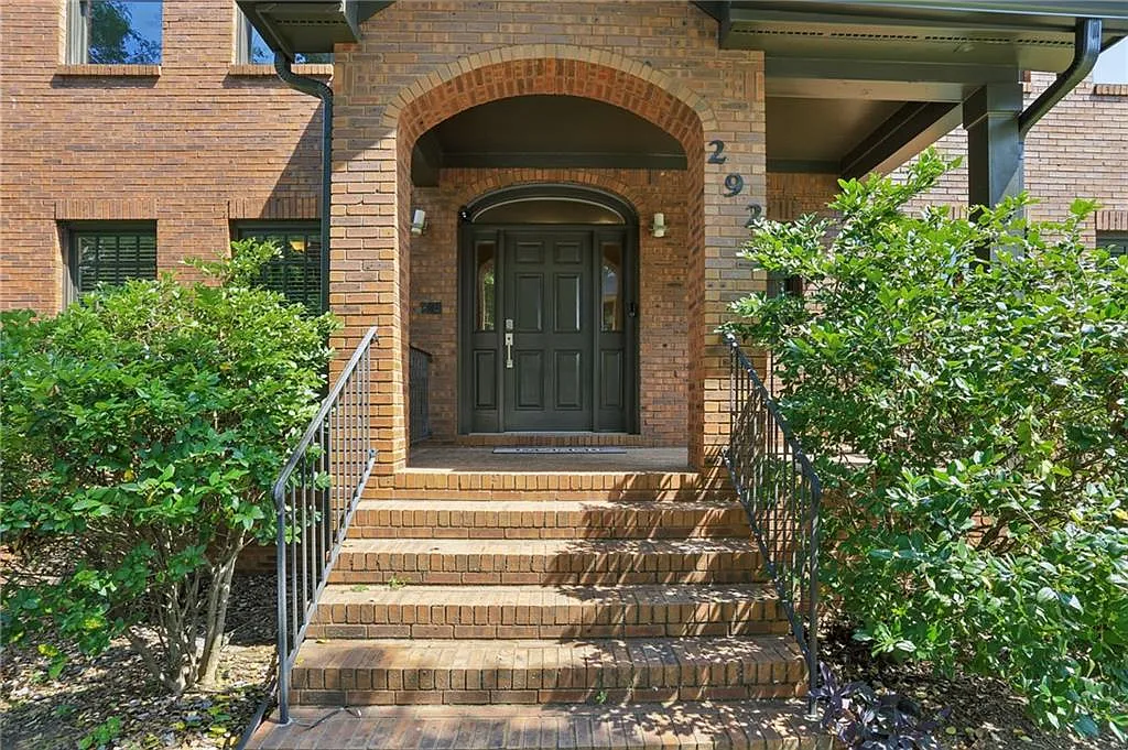 2 bed, 2.0 bath, 1300 sqft, $2,850 — Photo 4
