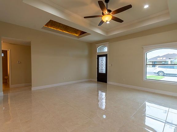 5th image of 2241 Lemon Wood St