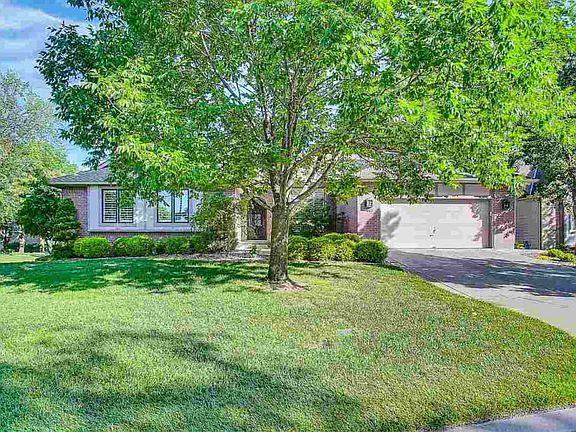 2nd image of 9314 E Shannon Woods Cir