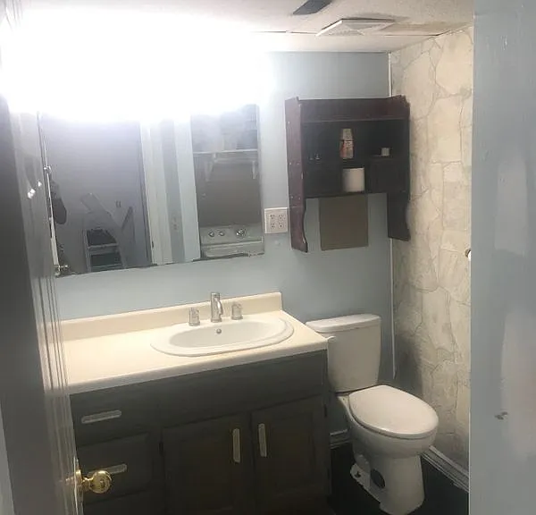 3980 S 7200 W — Photo 2