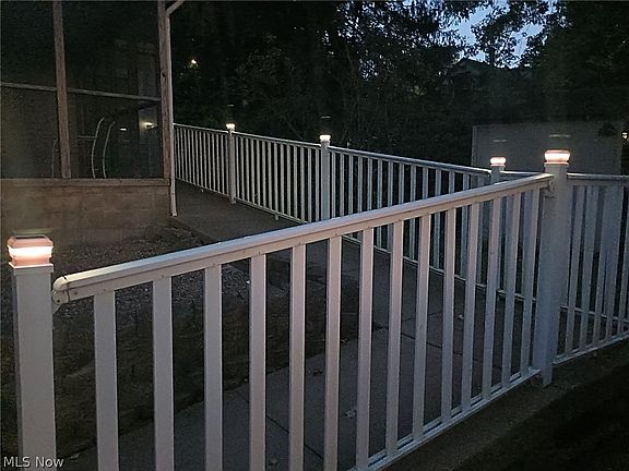 4th image of 685 Robinson Rd