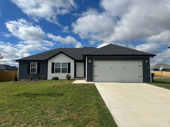 857 Woodland Hills Ave