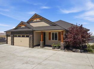 6440 Collins Rd, West Richland, WA 99353