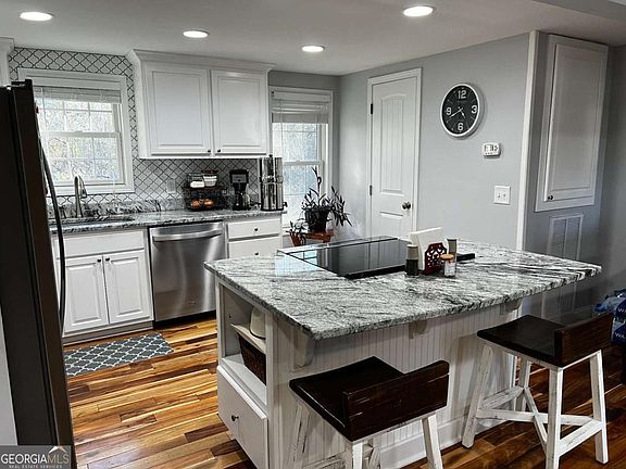 5th image of 322 Goat Rd NW