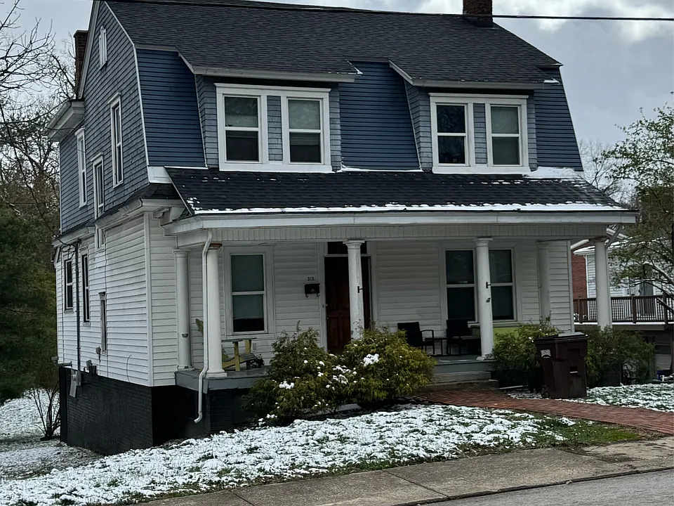 315 High St