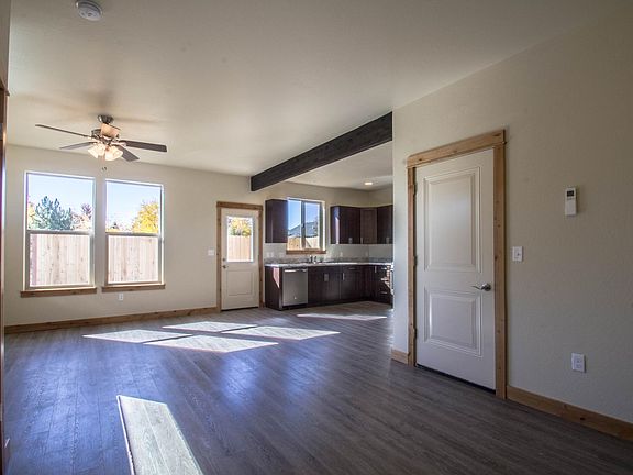 4th image of 2360 Aspen Grv