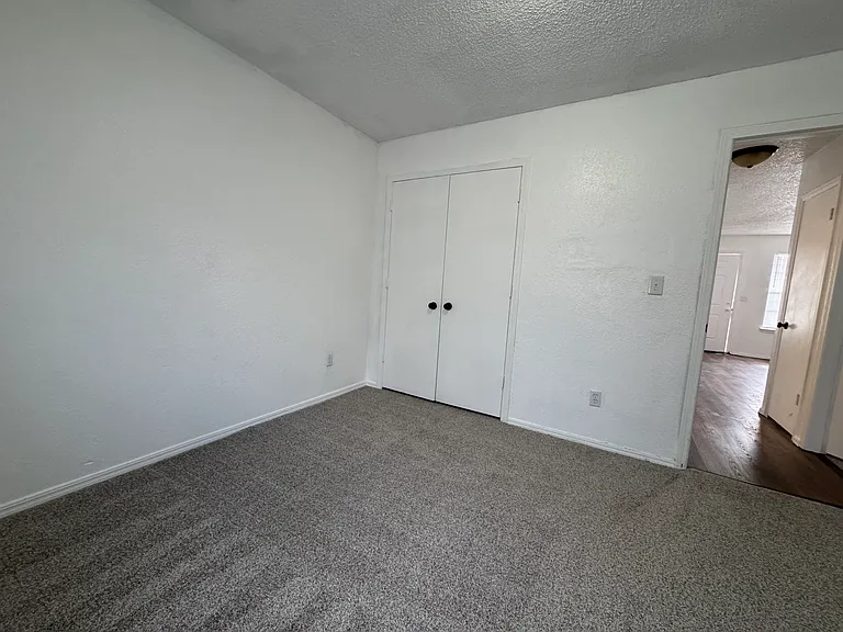 605 S Cimarron Rd #5 — Photo 9