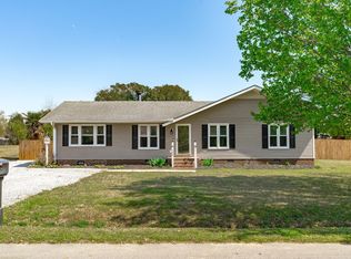 383 S Church St, Coats, NC 27521