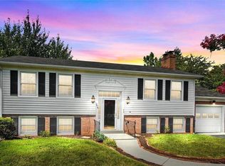 7916 Longmeadow Dr, Frederick, MD 21701