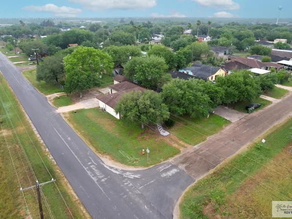 422 Arroyo Ave, Santa Rosa, TX 78593