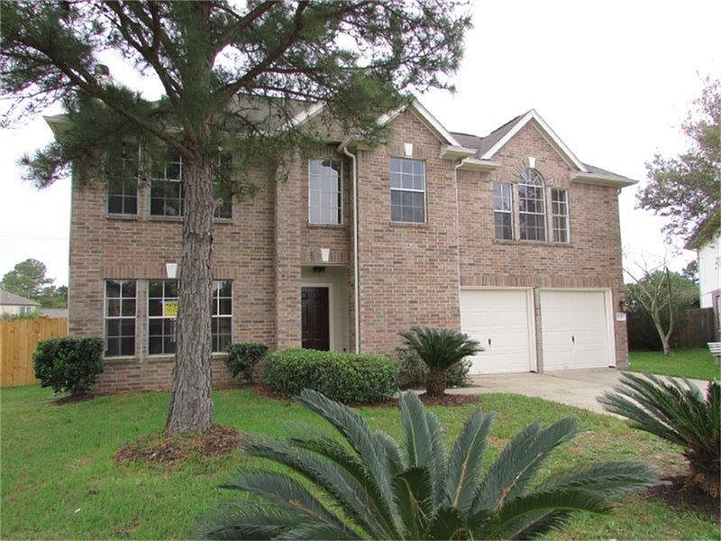 1st image of 17631 Coventry Oaks Dr