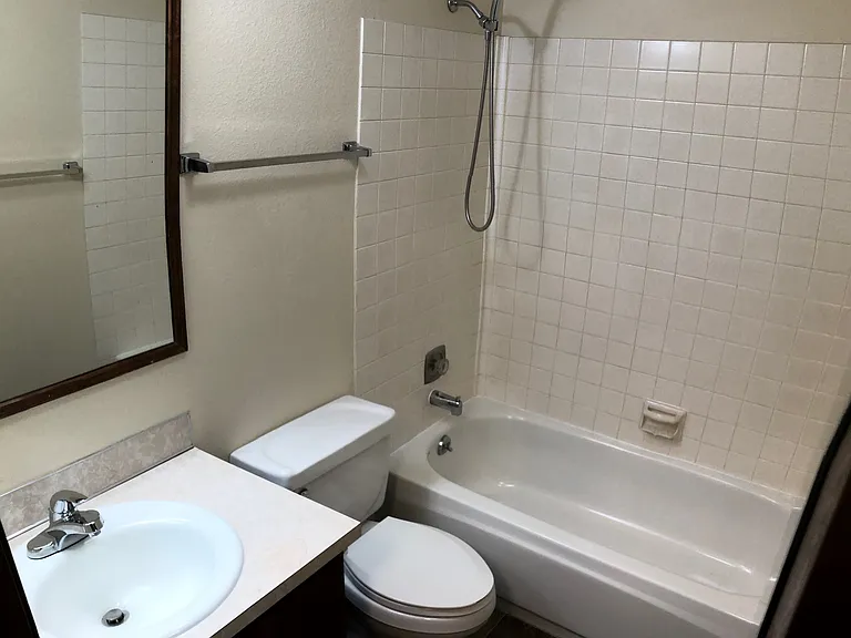 1711 Wilder Ave #1711 — Photo 7
