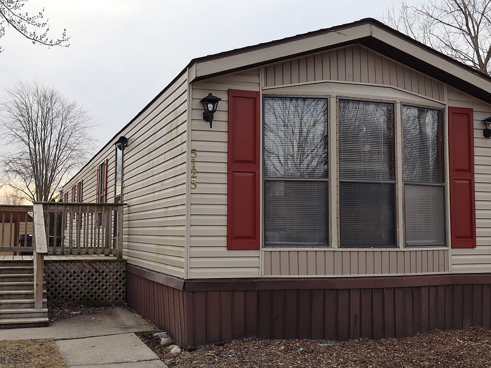 1st image of 5123 W Park Ln