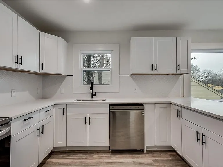 1411 Arborvitae Ave — Photo 4