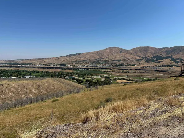 Ridgeview Ln, Pocatello, ID 83204