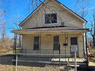 5636 Drake Ave, Cleveland, OH