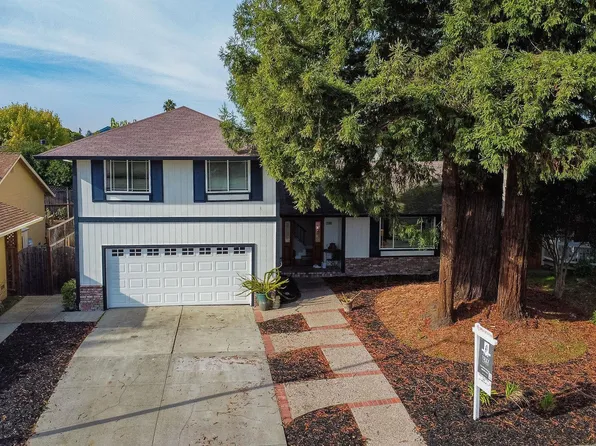 1509 Tanager Ln, Petaluma, CA 94954