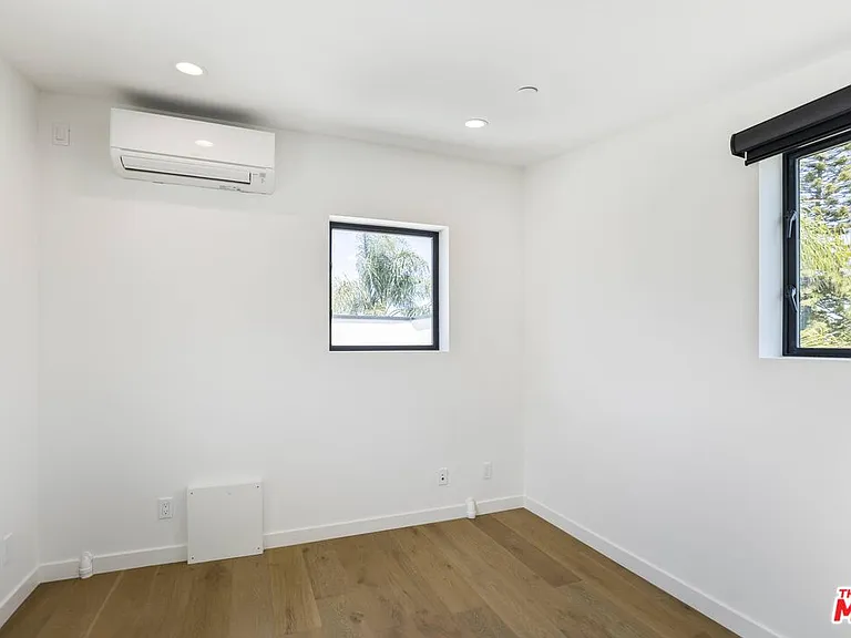 538 Vernon Ave — Photo 20