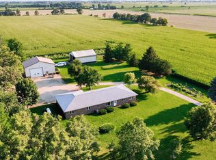 25811 Dunham Rd, Garden Prairie, IL 61038