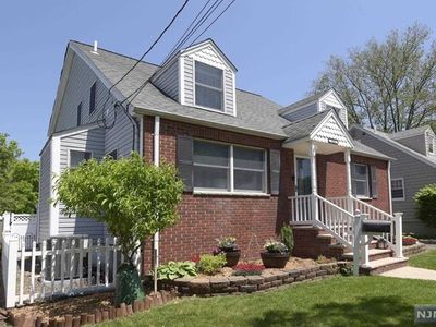 310 W Passaic Ave, Rutherford, NJ, 07070