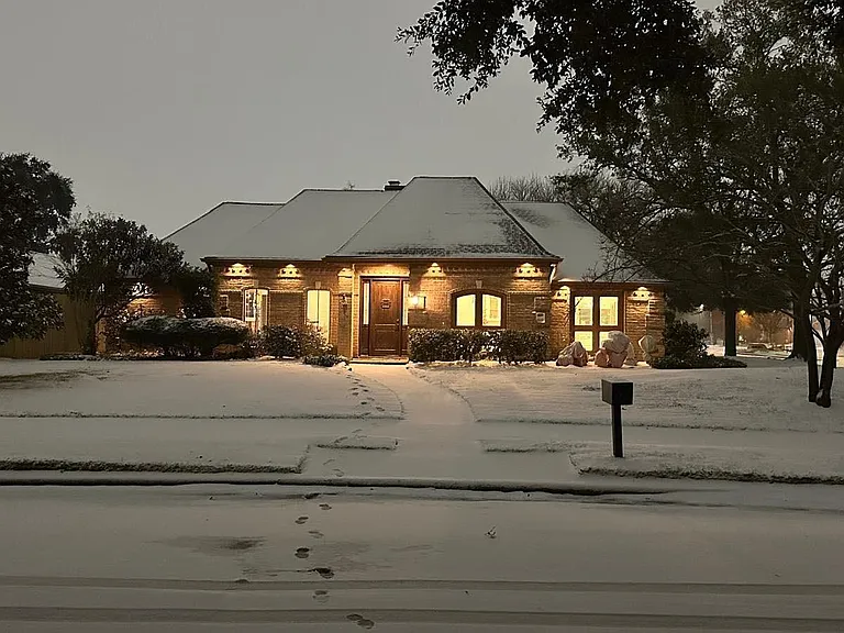 11527 Cedar Creek Dr — Photo 6