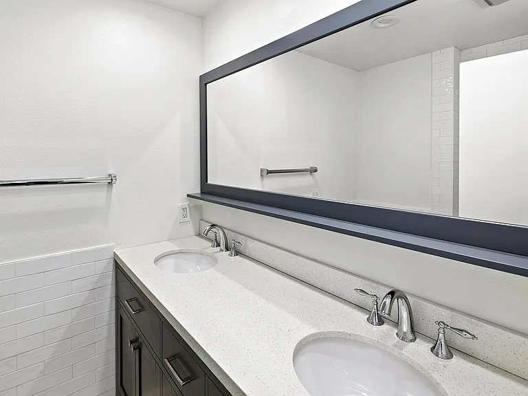 706 Kettner Blvd — Photo 9
