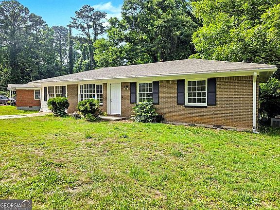3rd image of 1350 Lori Ct