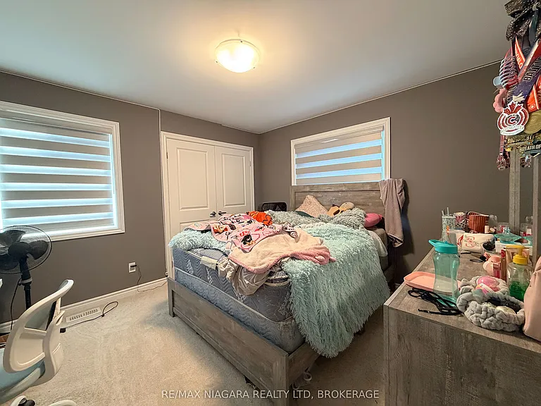 78 Bradley Ave — Photo 15