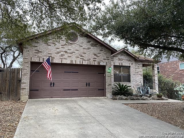 1st image of 15706 Persimmon Hill Dr