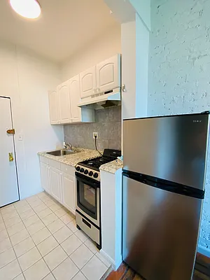 Rented by Corcoran | media 10