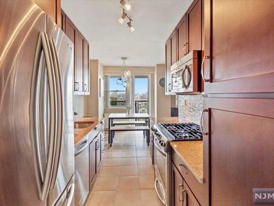 6600 Blvd East APT 9F, West New York, NJ, 07093