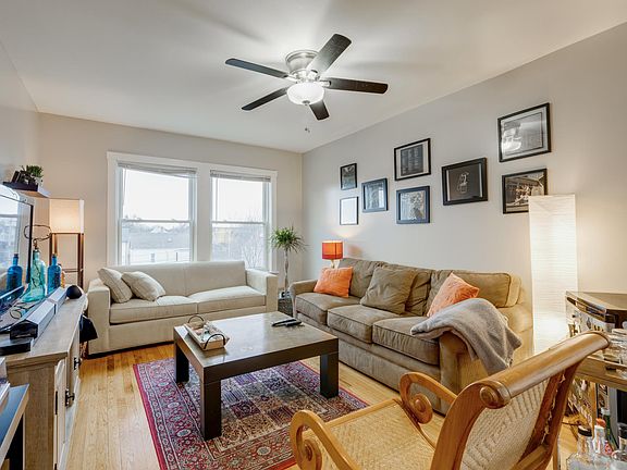 2nd image of 3243 N Damen Ave #3