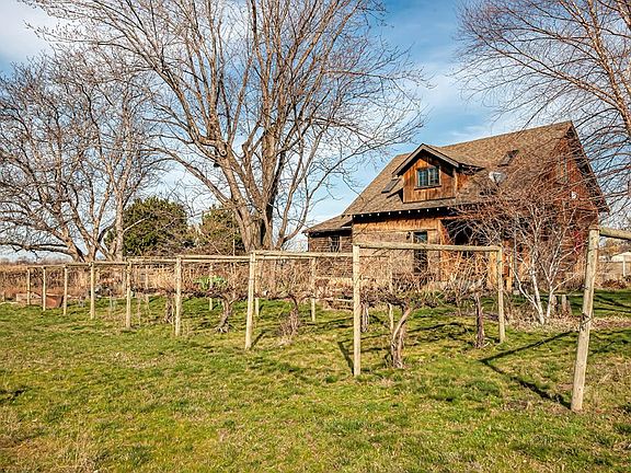 2nd image of 3457 Morrison Ln