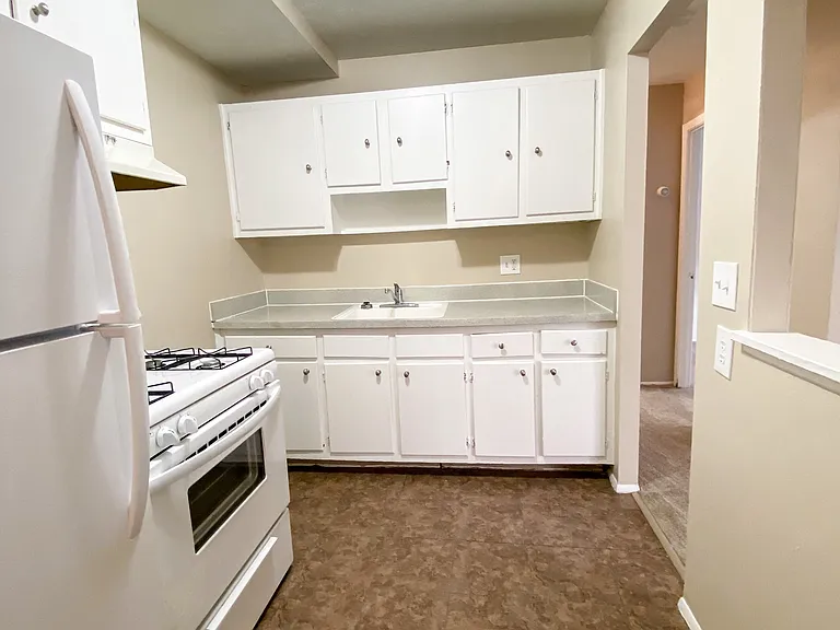 2 Bed Apartment - Kitchen