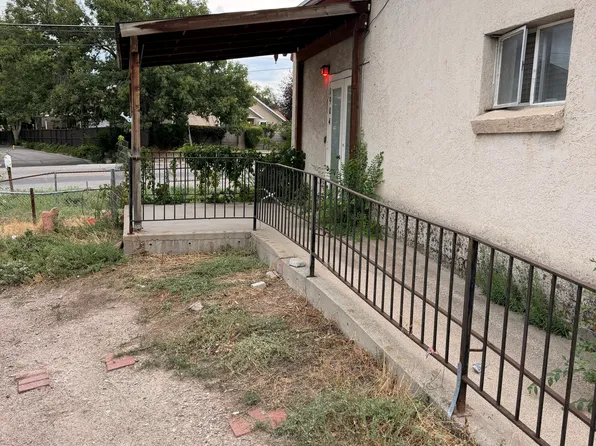 3 bed, 2.0 bath, $1,830, 1902-1904 E 4500 S, Salt Lake City, UT 84117