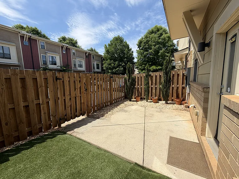 3407 Steel Yard Ct — Photo 45
